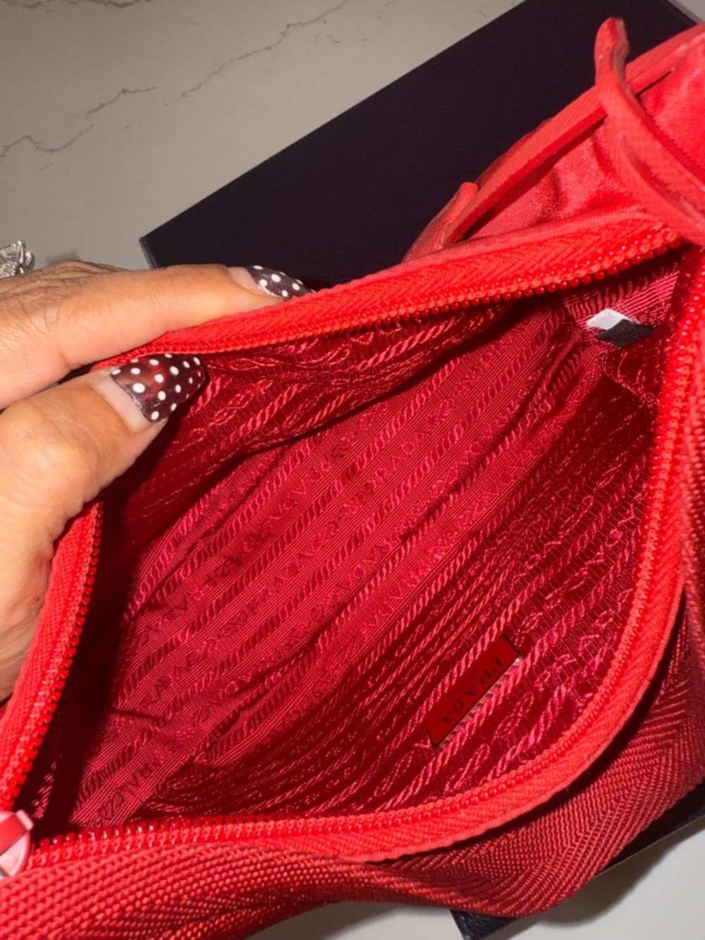 Prada Re-Edition 2000 Nylon bag - Picture 10 of 14